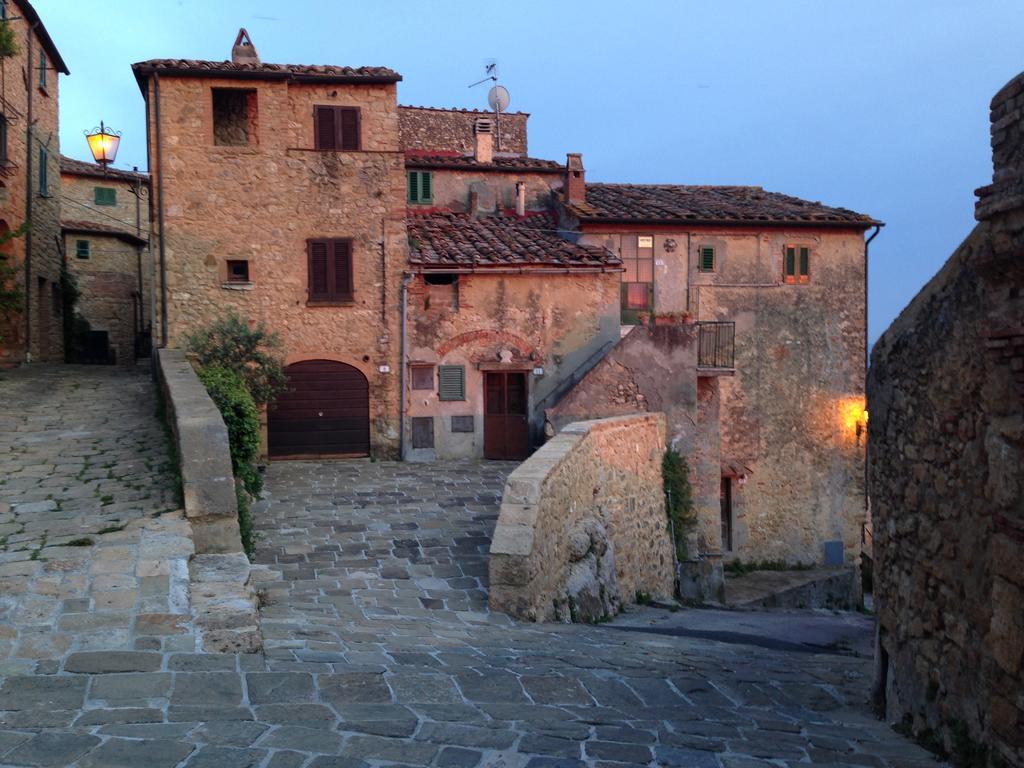 Гостевой дом Fattoria Della Gioiosa - Agriturismo La Gelinda Казале-Мариттимо Экстерьер фото